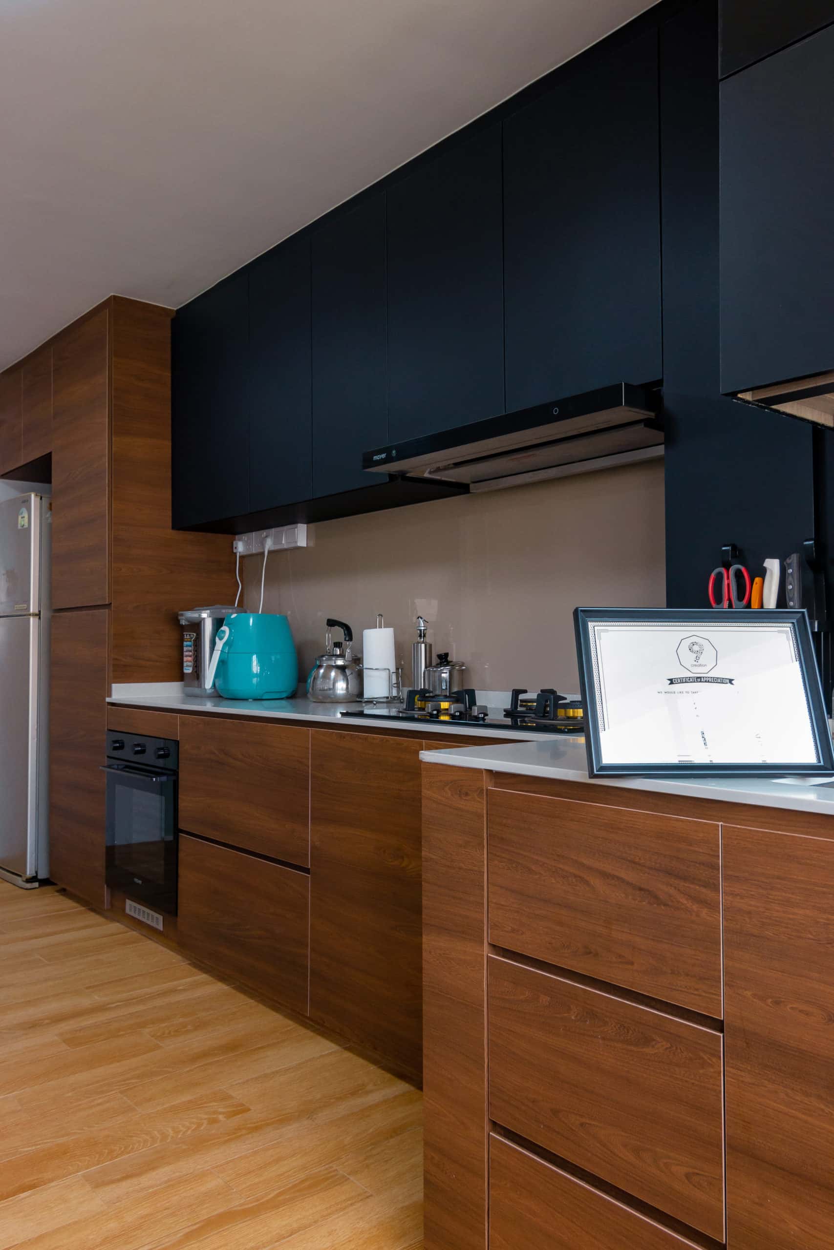 Read more about the article Kitchen Cabinet Design Idea For HDB Flat In Singapore