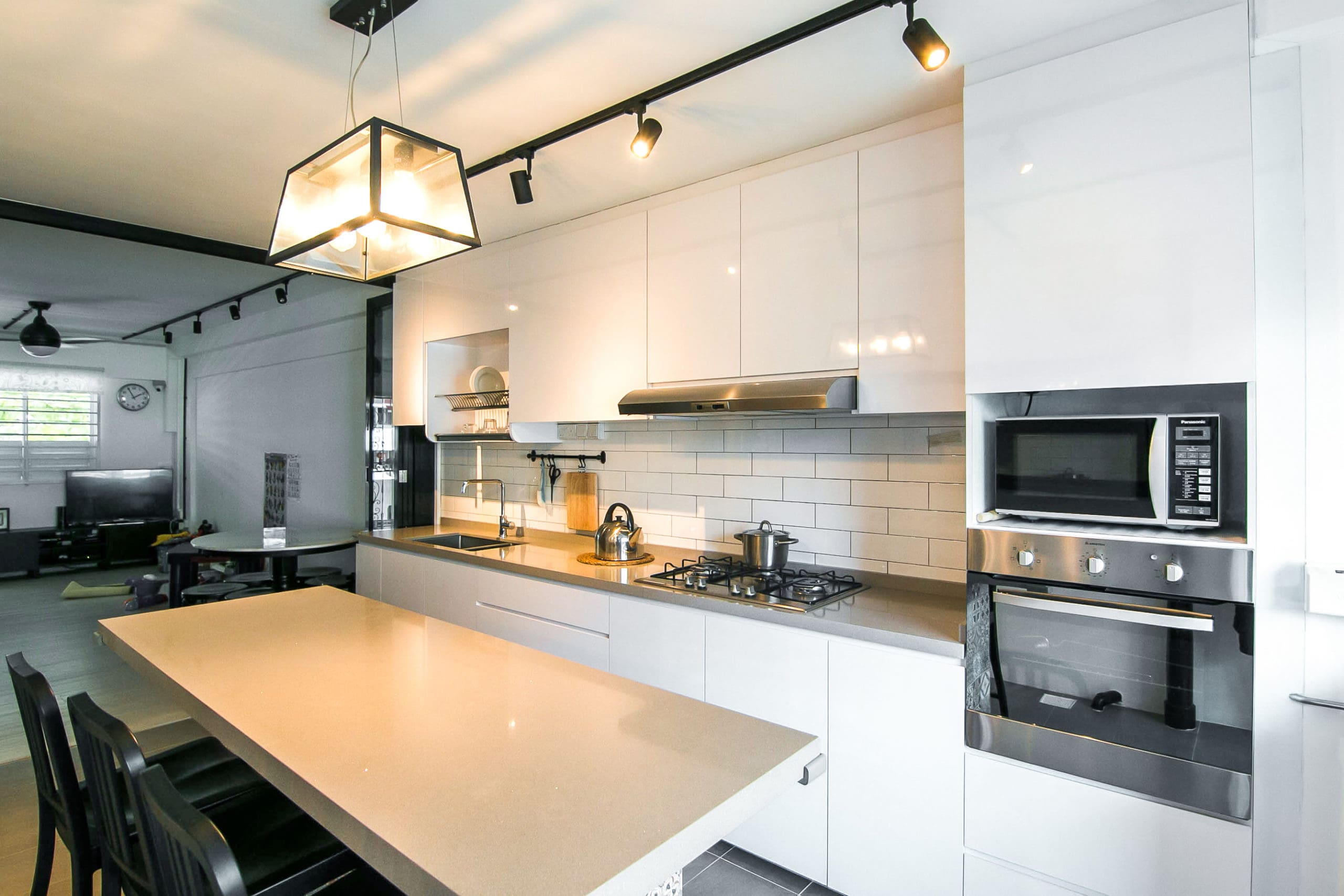 Read more about the article 5 Kitchen Renovation Singapore Secrets From A Professional Renovator